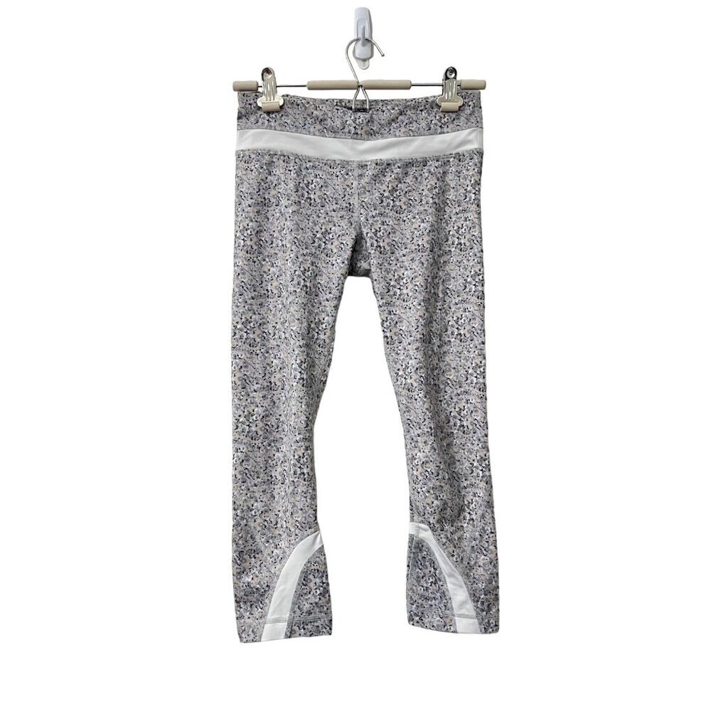 Lululemon Womens Gray Black Run Inspire Crop II Petite Fleur Tight Size 4